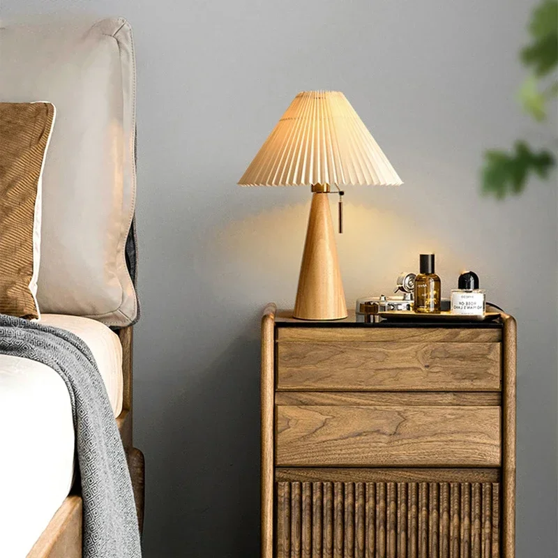 Retro Plisowana Lampa Stołowa  – Solar Lamp recenzja i cena